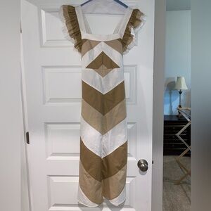 Khaki/White Ruffle Sleeve Midi Dress